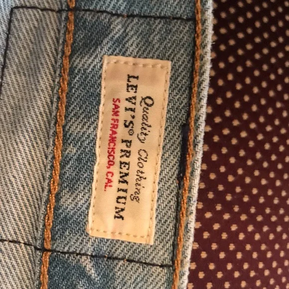 COPY - Levi’s high rise 501 mid thigh distressed denim jeans - Picture 3 of 3